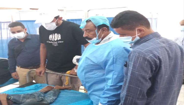 فريق الاستجابة الطارئة والترصد الوبائي بمحافظة لحج يزور مستشفى الشط الريفي بالمضاربة
