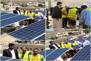المغربي يتفقد عمل صيانة المنظومة الشمسية بمدرسة الصمود في مديرية الملاح 
