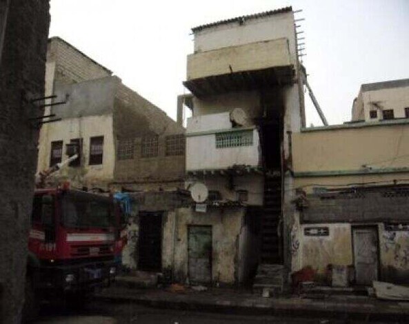 عاجل :مصرع أربعة من أسرة واحدة بحريق بمنزل بالشيخ عثمان ((صور))