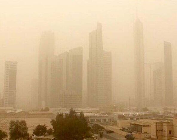 غبار "الشبح" يغطي سماء الخليج