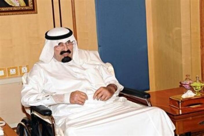 سقوط الإخوان في مصر يريح السعودية ويثير القلق في قطر