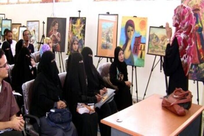 تقرير : الفنون الجميلة تعود الى عدن بعد اعوام طويلة من الغياب (مصور)