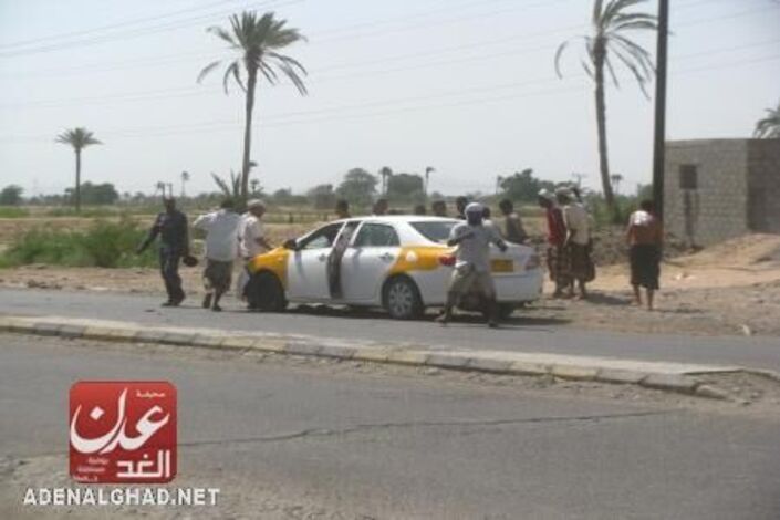 حدث قبل قليل:  عدسة "عدن الغد" ترصد حادث مروي بحوطة لحج  حال وقوعه (مصور)