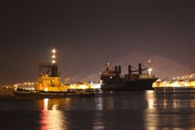 ميناء المكلا يستقبل باخرة الحاويات الثانية ضمن الخط الملاحي العالمي MSC (مصور)
