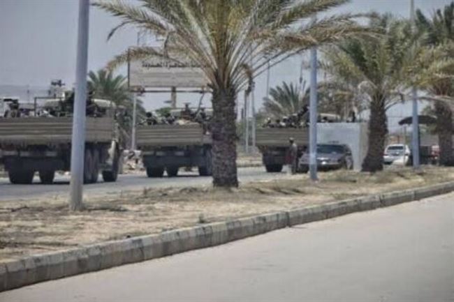 شهود : تعزيزات للجيش اليمني إلى مطارات محلية بحضرموت