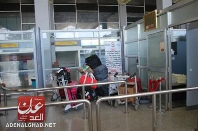 مسئول محلي بعدن: مطار عدن الدولي يعمل بصورة طبيعية وقضية (الزغلي) لدى الأمن