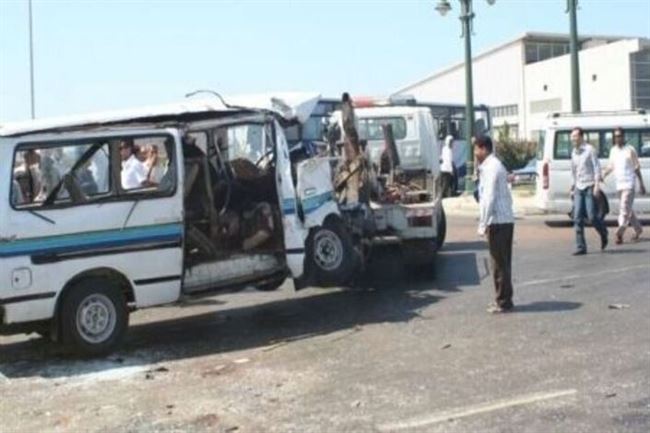 مقتل 5 صوماليين باحتراق حافلة في اليمن