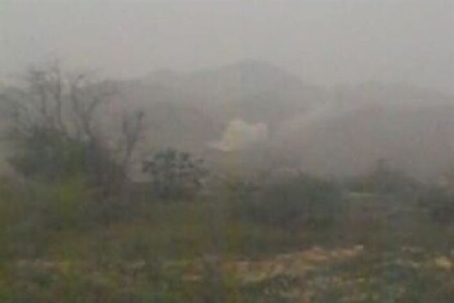 الجيش بالمحفد يقصف مناطق قبلية عقب تعرضه لاطلاق نار