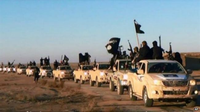 تنظيم الدولة الإسلامية يشق القاعدة .. باحث في شؤون الحركات الاسلامية: بعض فروع انصار الشريعة في اليمن في أبين وشبوة اصدروا بيانات تؤيد الدولة الاسلامية