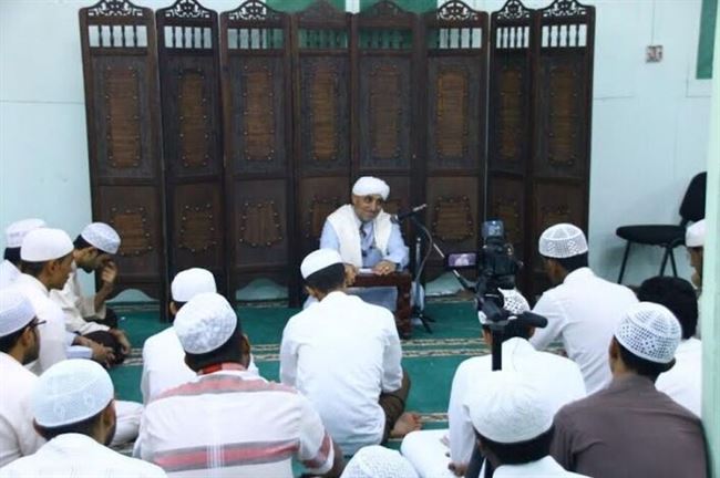 افتتاح الدورة التوعوية النموذجية الأولى لطلاب أربطة التربية الإسلامية بعدن
