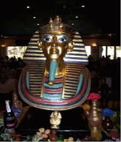 تشجيعا للسياحة.. مجسم صغير هدية لأول زائر لمعبد فرعوني في يوم السياحة العالمي