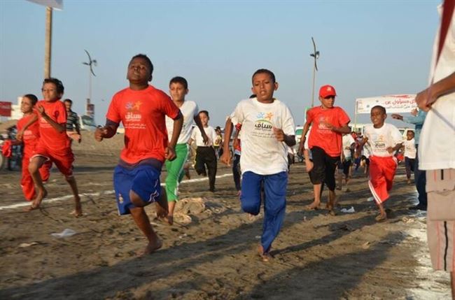 300 طفل بالحديدة يشاركون في سباق من أجل البقاء تحت شعار " الكل مسؤول" في انقاذ حياة الأطفال