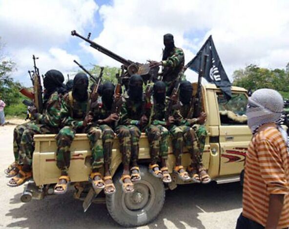 الداخلية تكشف عن تحرك مسلحين صوماليين الى سواحل يمنية للقيام بعمليات ارهابية