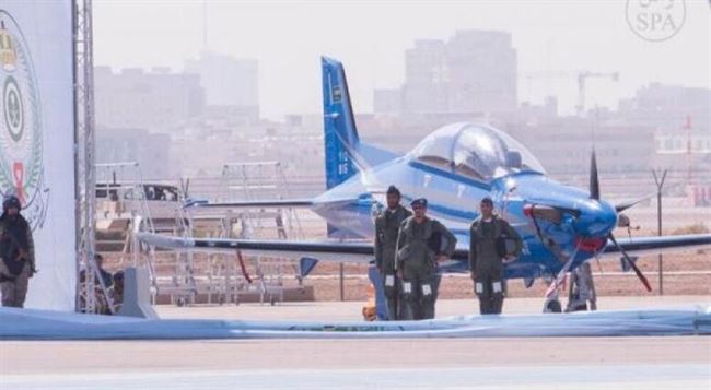 ولي العهد السعودي يدشن طائرات تدريب عسكرية تعمل في جميع التشبهات القتالية