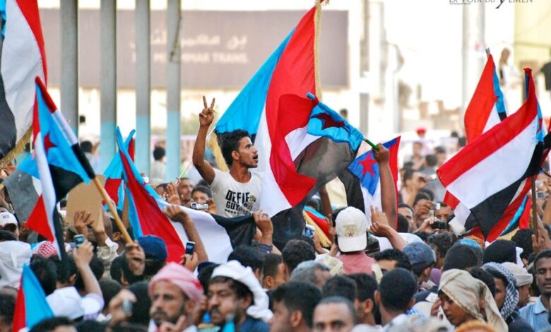 قيادي في الحراك : الحوثيون في اليمن كانوا من مؤسسي الحراك الجنوبي ونحذر من أن أي محاولة لإزاحتهم من الجنوب