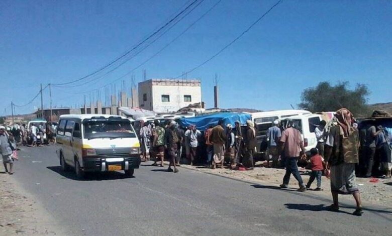 حدث قبل قليل: أنباء عن تفجير مركبة ملغومة في تجمع للحوثيين بالبيضاء