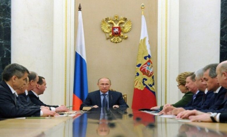 بوتين يناقش الوضع في اليمن مع أعضاء مجلس الأمن الروسي