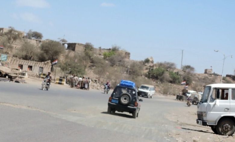 مصدر :هروب العشرات من جنود اللواء 33 مدرع والحوثيون يدفعون ببدلاء من صعدة