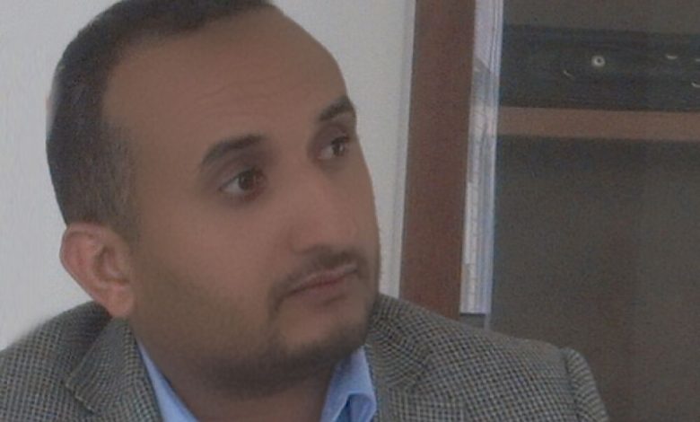 دعوة لتنفيذ وقفة للمطالبة بالإفراج عن الصحفي محمود الشرعبي