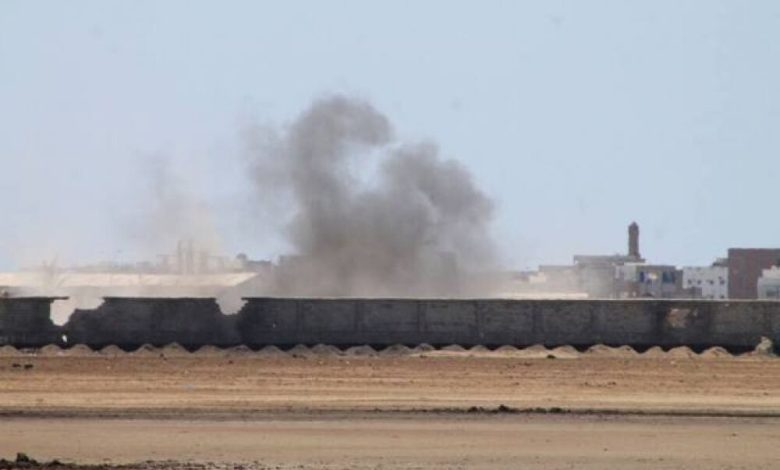 طيران التحالف يقصف مواقع للقوات الموالية للحوثيين شمال عدن