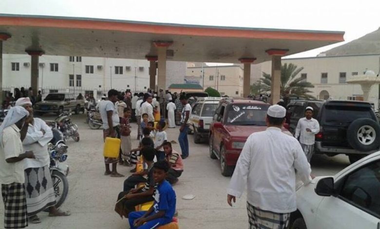 المجلس الأهلي بحضرموت يضع آلية لتوزيع المشتقات النفطية على المواطنين