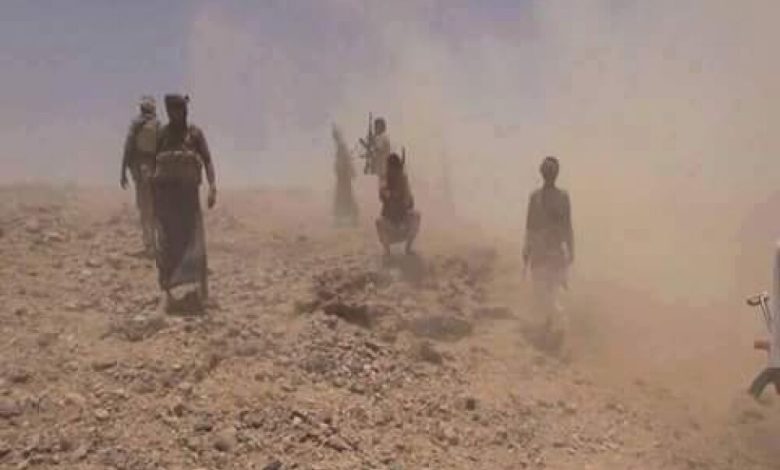 استشهاد 5 من المقاومة ومقتل 16 من القوات الموالية للحوثيين بمعارك عنيفة بعتق