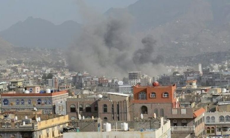 اليمن..مواجهات عنيفة بين المقاومة وميليشيات الحوثي بتعز التحالف يقصف مخازن أسلحة ومواقع للمتمردين في صنعاء وصعدة