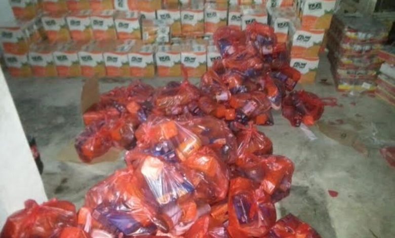 جمعية ابناء رضوم الخيرية توزع سلة غذائية لعدد 200 اسرة نازحة