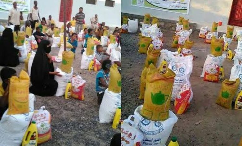 رباط الخير تنفذ مشروع إغاثة النازحين من الإعصار في محافظة أبين