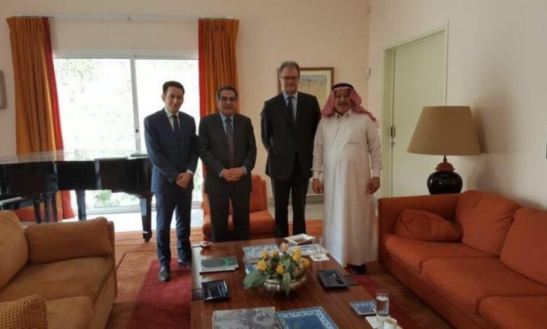 قيادات جنوبية تلتقي السفير الفرنسي لدى اليمن بجد وتطرح مطالبها السياسية