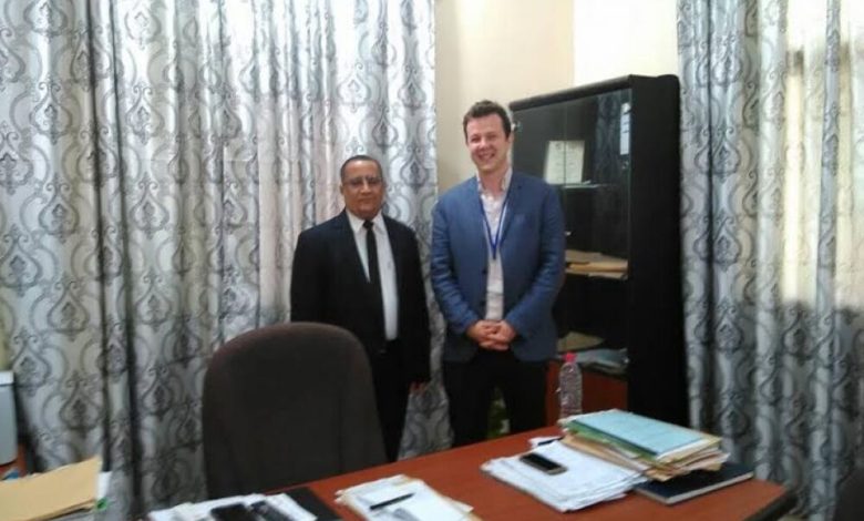 محافظ لحج   د. الخبجي  يلتقي بالمستشار السياسي لمكتب المبعوث الخاص للأمم المتحدة باليمن
