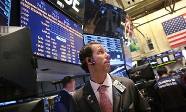 الأسهم الأمريكية تغلق متباينة مع صعود التكنولوجيا وهبوط الطاقة