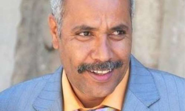 ميليشيا الحوثي تختطف الصحفي كامل الخوداني وتطلق الرصاص على ابنته