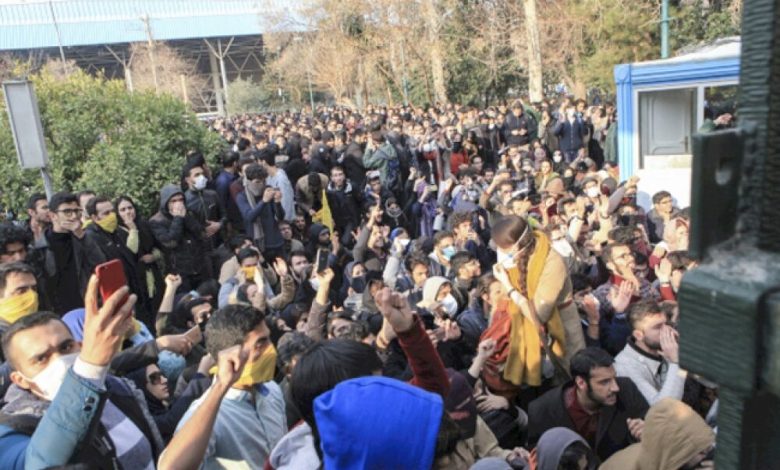 هل تؤثر "مظاهرات الجوع" على الدور الإيراني في سهول الشام وجبال اليمن؟