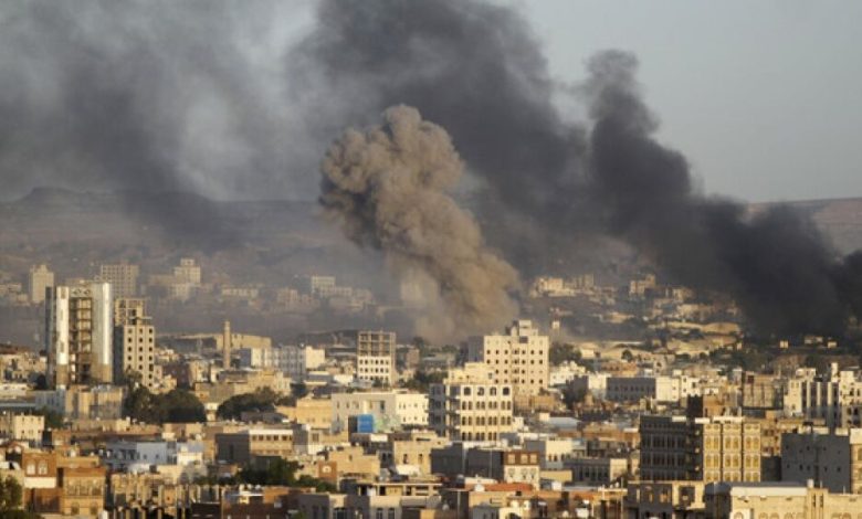اليمن.. قصف مكثف لمواقع الميليشيات جنوب الحديدة
