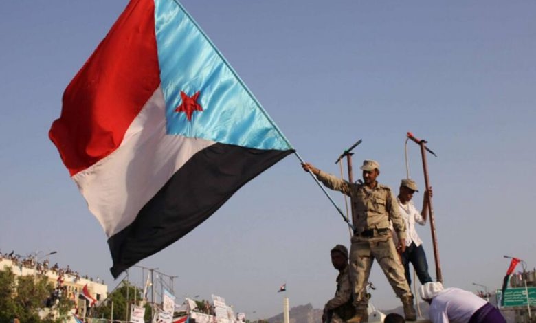 العرب اللندنية : المقاومة الجنوبية تغلق أبواب عدن بوجه الرئيس اليمني وحكومته