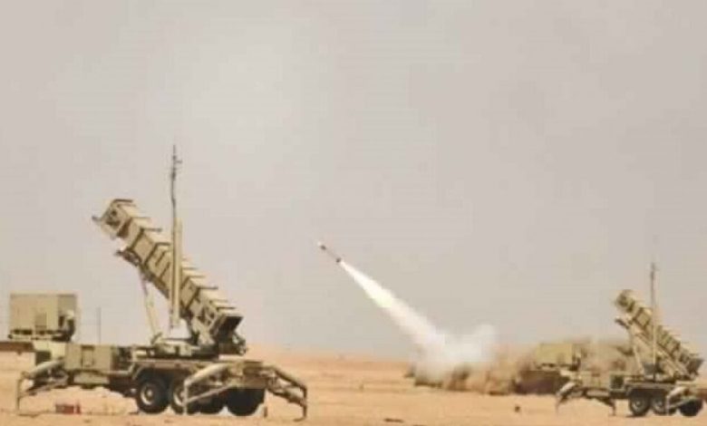 قوات الدفاع الجوي الملكي السعودي تعترض صاروخ اطلقته المليشيا باتجاه جازان