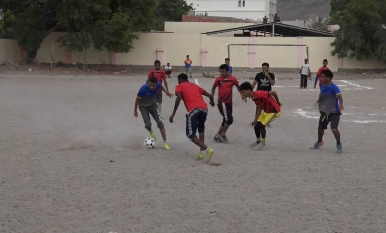 الهلال الأحمر الإماراتي يرعى بطولة دوري "شهداء حي الكبسة" بالمعلا لكرة القدم