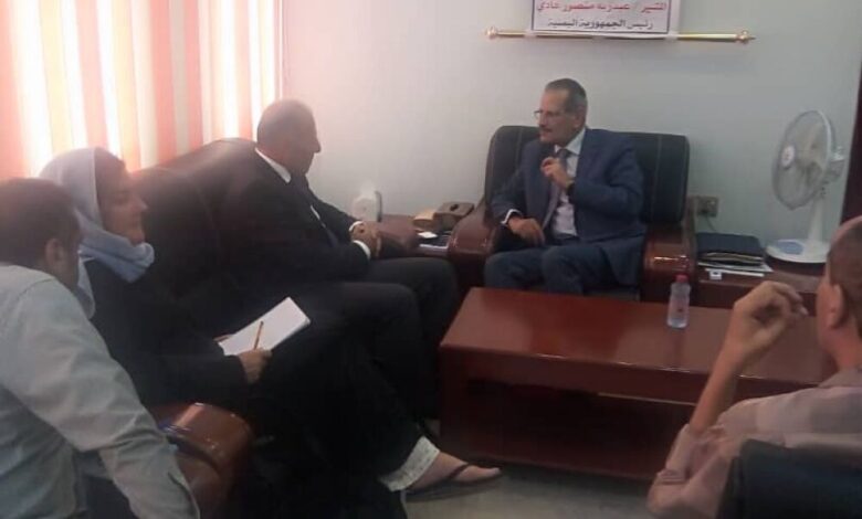 وزير التربية د. لملس يلتقي ممثل الامم المتحدة لشؤون اللاجئين في اليمن
