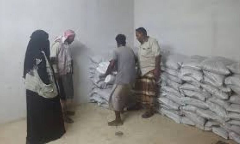 بإشراف اللجنة الفرعية للإغاثة بحضرموت.. استعدادات لتوزيع كميات الأرز المهداة من الصين الصديقة