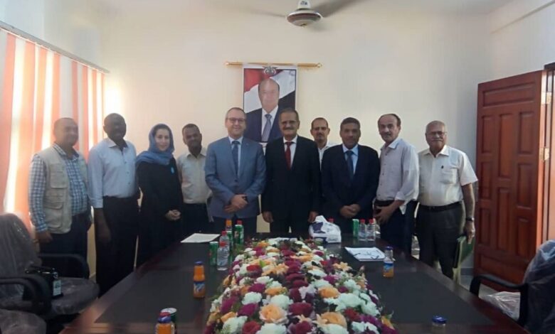 وزير التربية  والتعليم يلتقي المدير الاقليمي في الشرق الاوسط في منظمة اليونيسيف بعدن