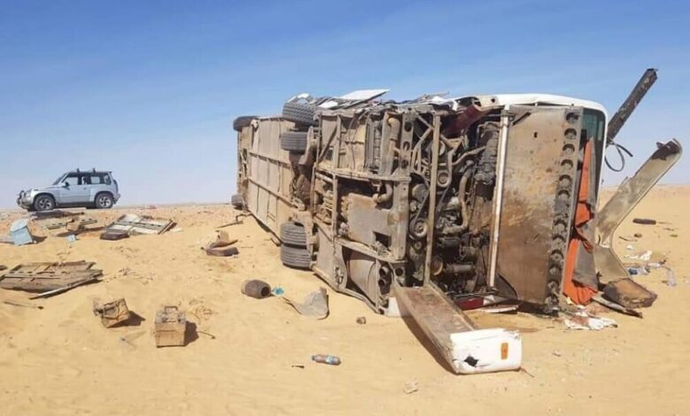 وفاة ستة مسافرين واصابة العشرات في حادث مروري بالعبر بصحراء حضرموت