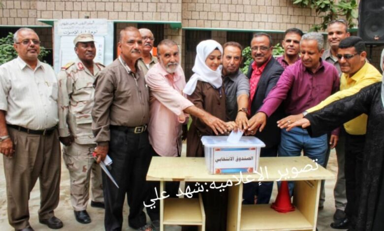 إدارة الأنشطة المدرسية تدشن انتخابات المجالس الطلابية في محافظة عدن