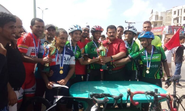 لاعبو وحدة عدن يحققون المراكز الأولى في بطولة الدراجات الهوائية بعدن