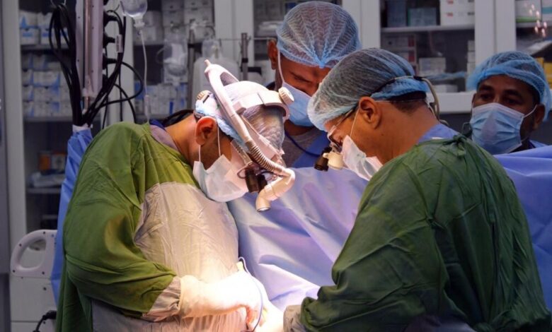 مركز الملك سلمان للإغاثة يستهل حملته الطبية التطوعية الثانية بـــ 10 عمليات جراحية قلب مفتوح وقسطرة لأطفال اليمن