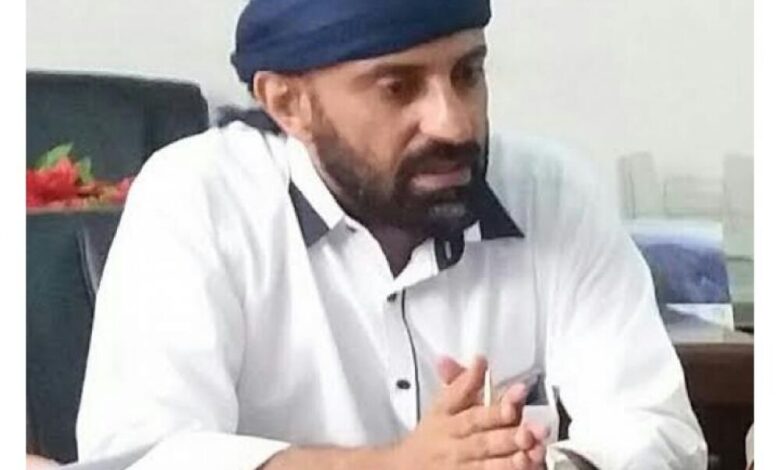 مدير عام مديرية الشيخ عثمان يقدم طلب إعفائه إلى محافظ عدن