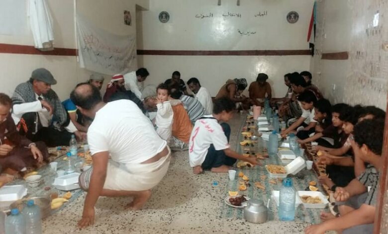 مجلس انتقالي مكيراس يقيم افطار جماعي وامسية رمضانية