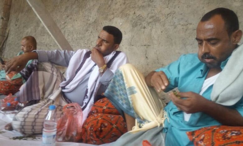 ممثلين عن محافظ محافظة لحج يؤدون واجب العزاء في رحيل الشخصية الاجتماعية الفقيد محرد