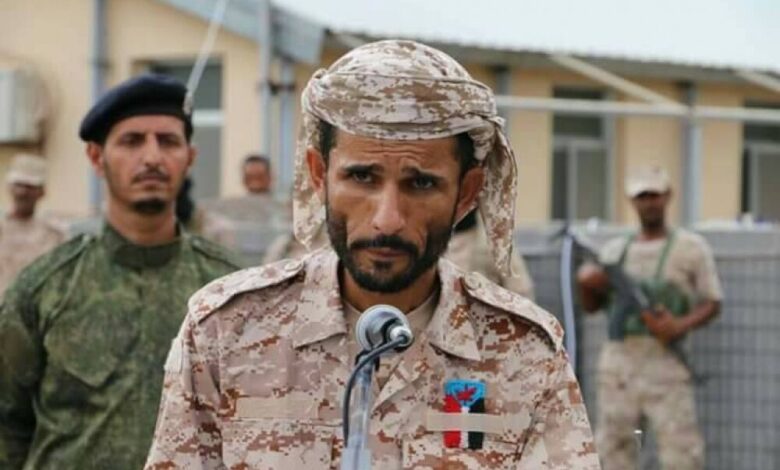 قائد لواء حماية المنشآت الحكومية يعزي في استشهاد العميد منير اليافعي