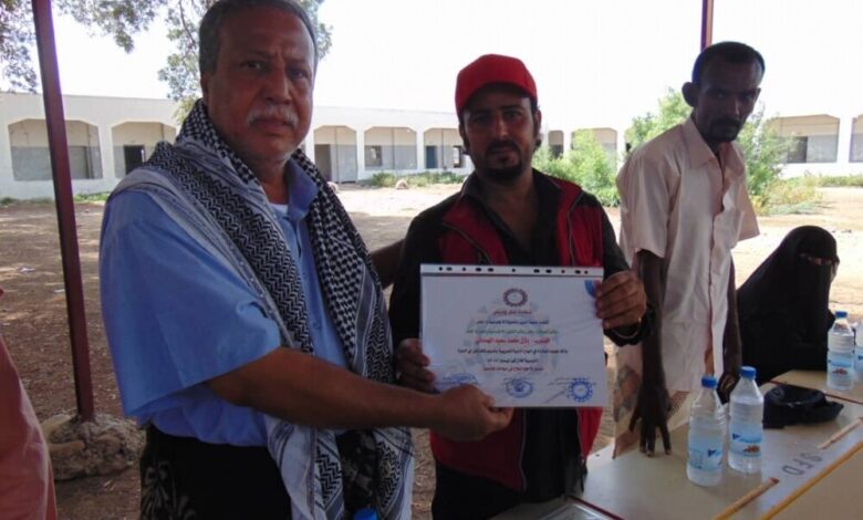 جمعية التميز تكرم المشاركين بدورة الأسعافات الأولية بمنطقة المخزن بخنفر